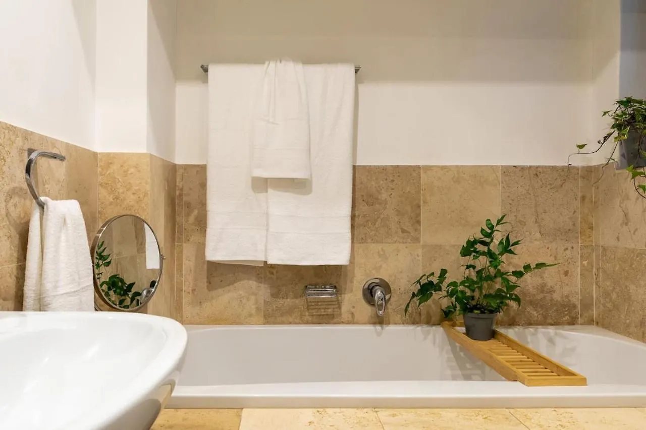 Cozy Corner Apartment Le Cap